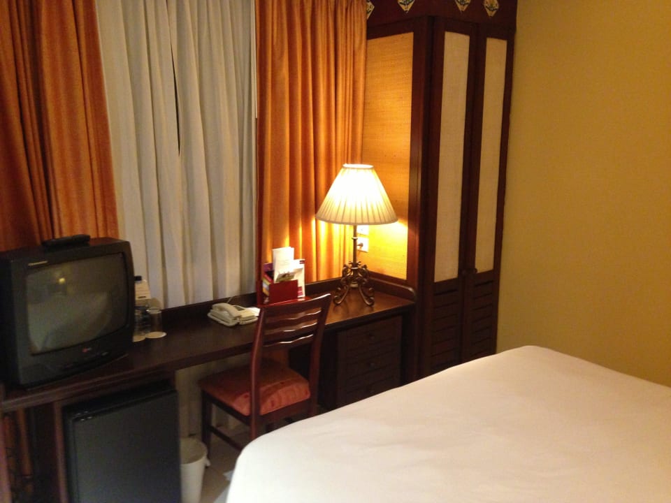 Schreibtisch  Novus Plaza Hodelpa