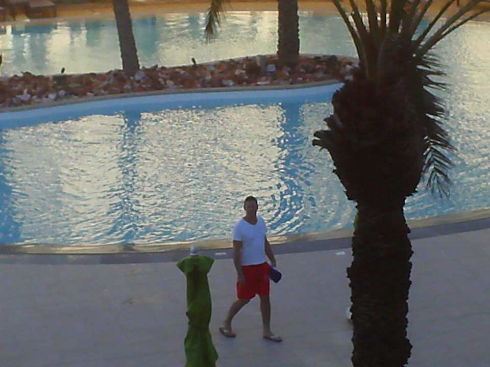 Schöner Pool Hotel Rosa Beach