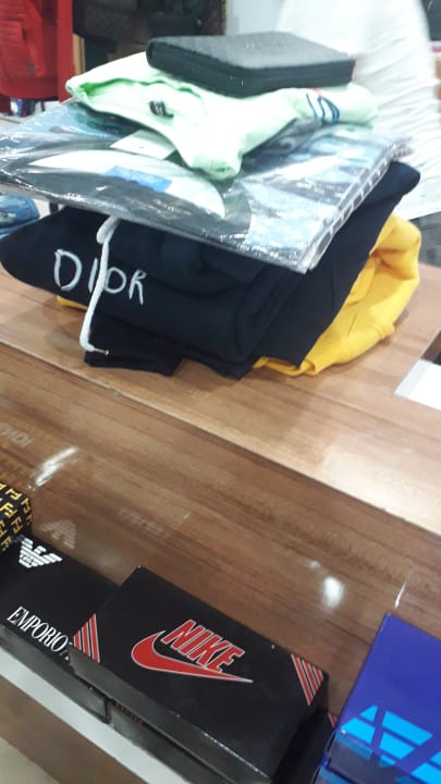 Zimmer Apartments Gold City Complex Emami