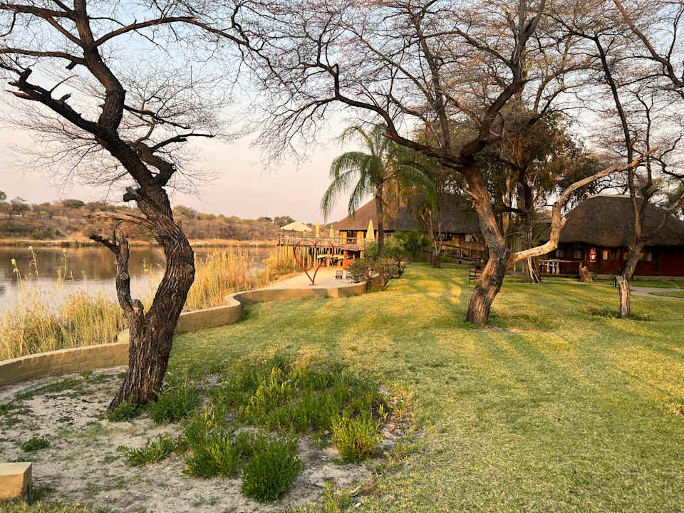 Außenansicht Hakusembe River Lodge