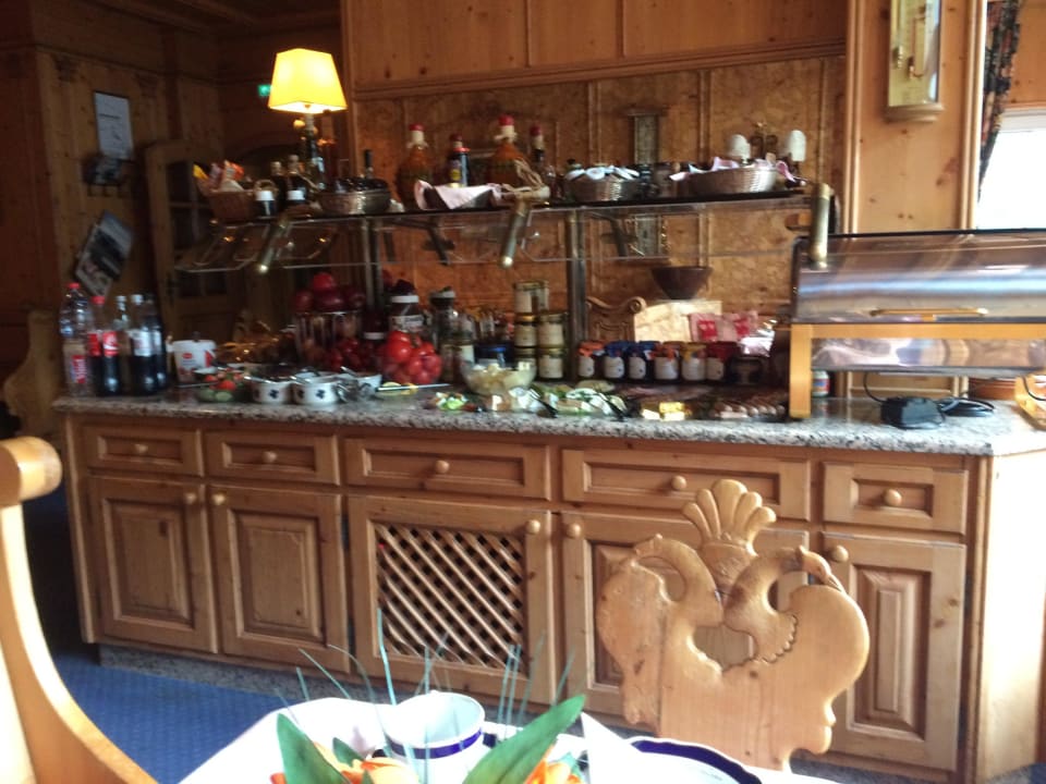 Reichhalteiges Frühstücksbuffet Kaiser am Wiener Platz