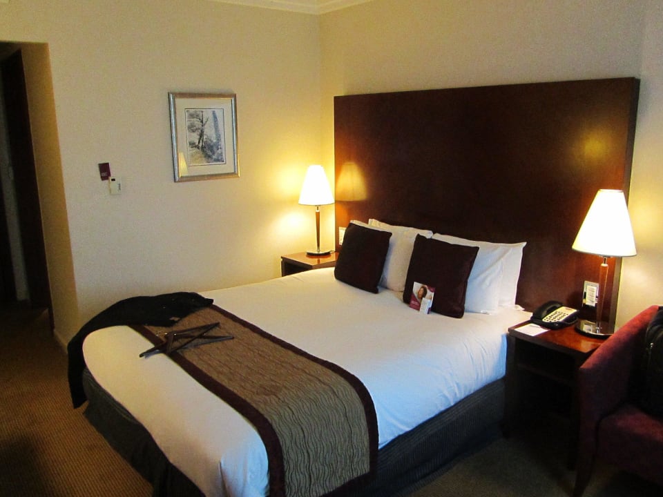 Bed Hotel Crowne Plaza Nec