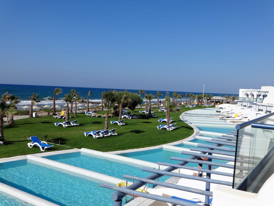 Pool Lyttos Beach Hotel