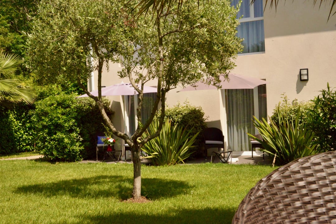 Gartenanlage Hôtel Villa Sophia