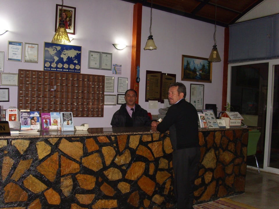 Rezeption  Sayanora Hotel