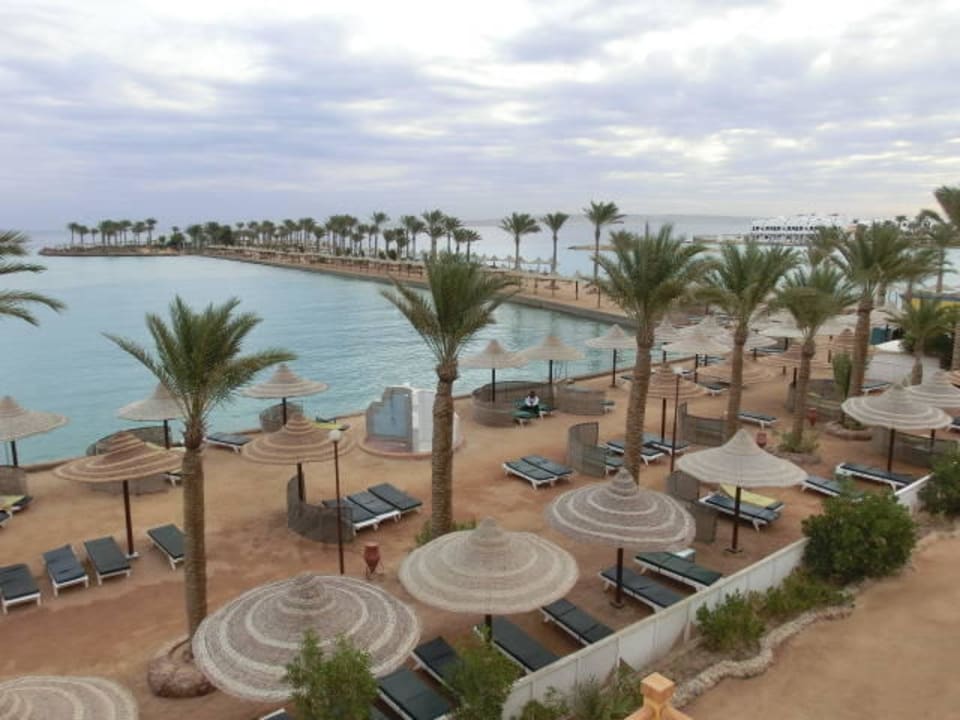 Blick von der Treppe Arabia Azur Resort