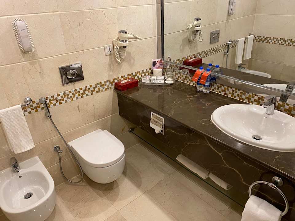 Zimmer Mövenpick Hotel Karachi