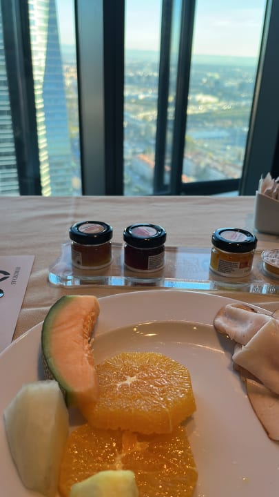 Gastro Hotel Eurostars Madrid Tower