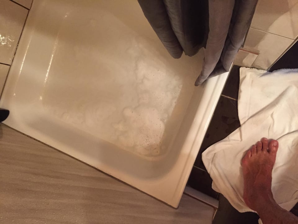 Ablauf läuft nicht ab Hotel Adler