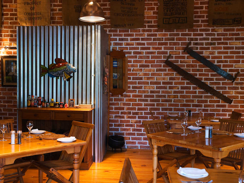 Sonstiges Bed & Breakfast At the Woods Guesthouse