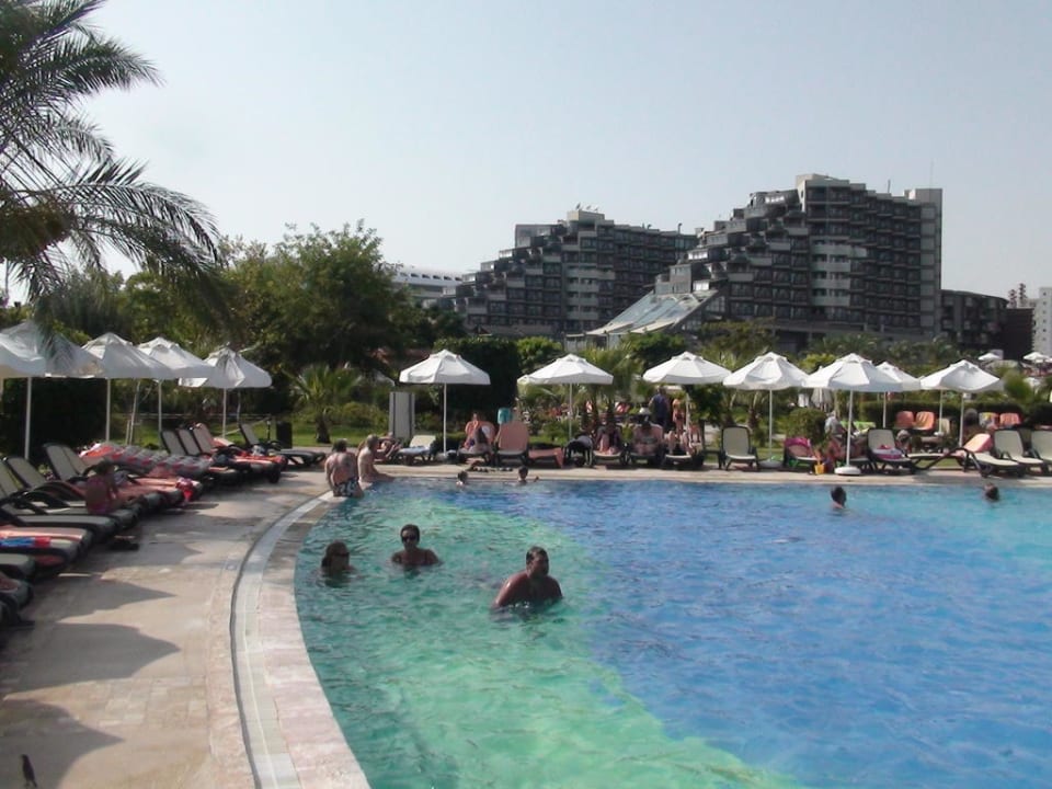 Main pool Sherwood Exclusive Lara