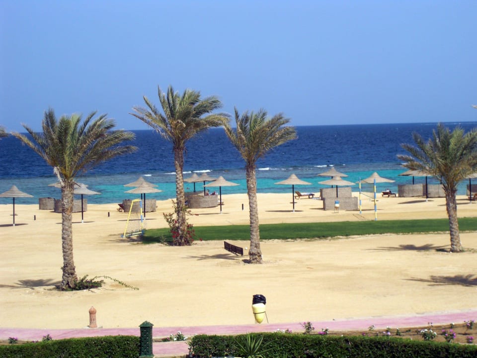 Blick zum Strand/Meer Wadi Lahmy Azur Resort