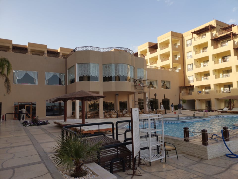Pool Imperial Shams Abu Soma