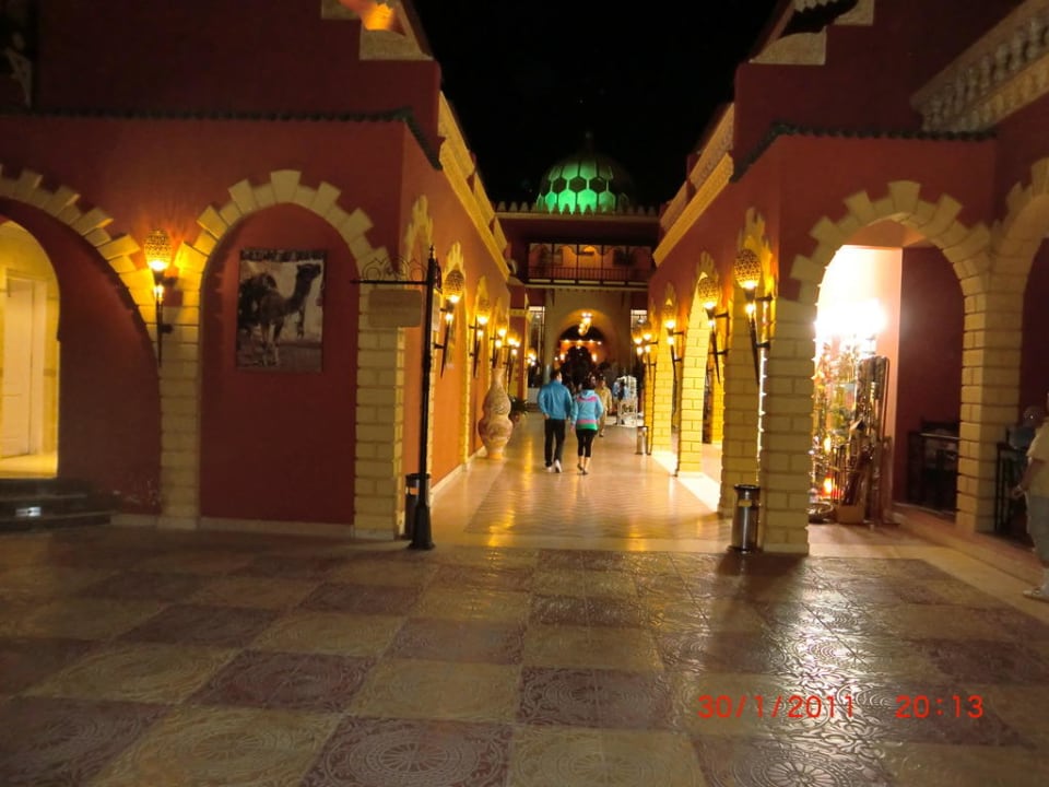Basar im Hotel Pickalbatros Alf Leila Wa Leila Resort - Neverland Hurghada