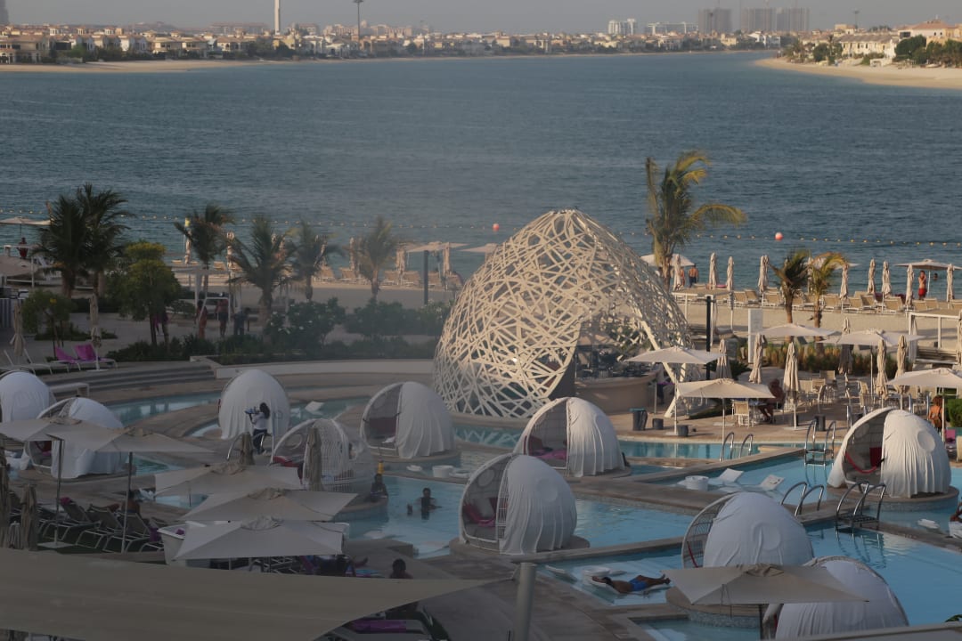 Pool W Dubai - The Palm