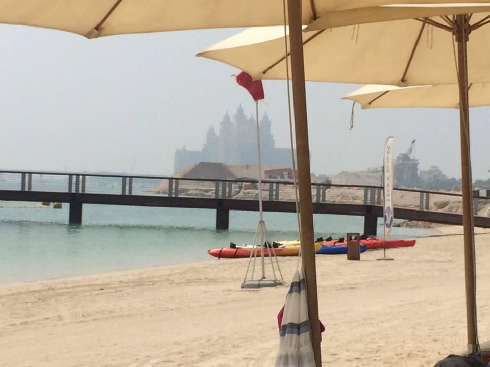 Strand  Sofitel Dubai The Palm Resort & Spa