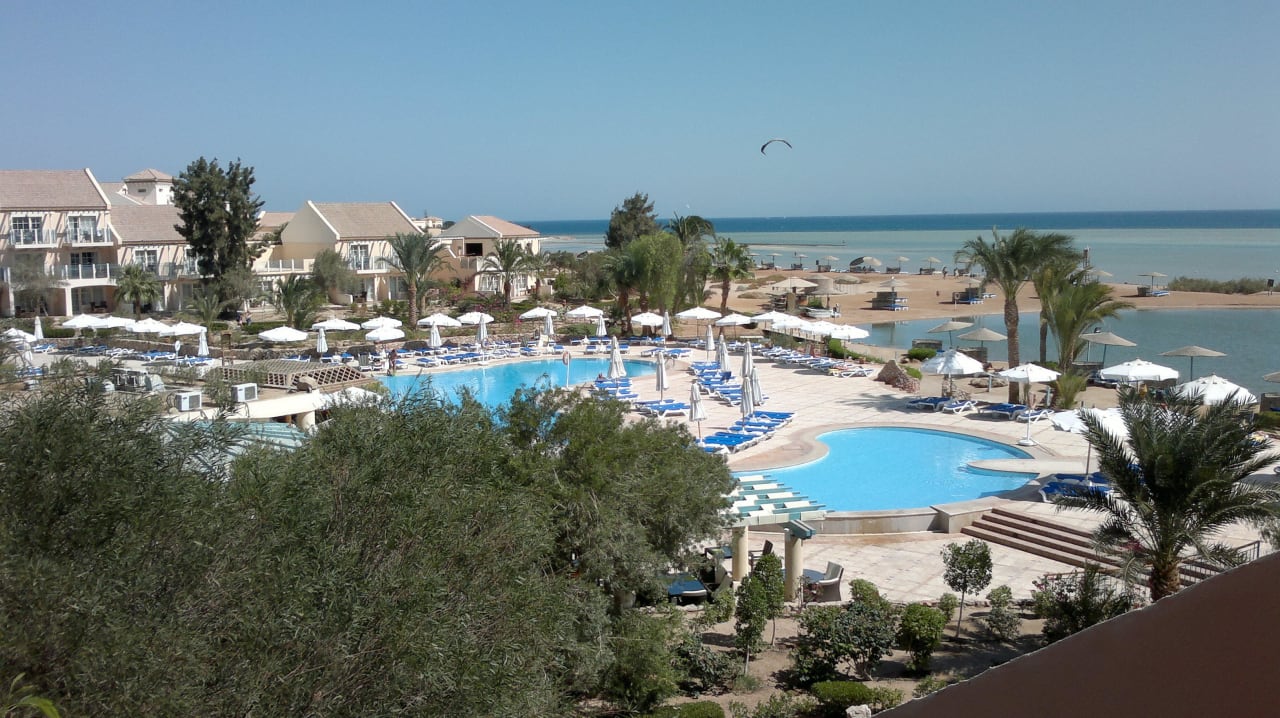 Schöne Poolanlage Mövenpick Resort & Spa El Gouna
