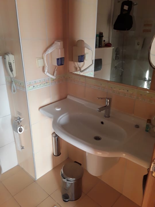 Zimmer Alaiye Resort & Spa