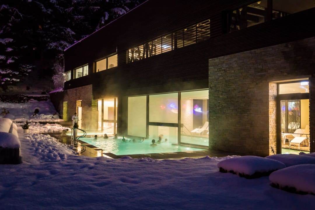 Pool NH Collection Alagna Mirtillo Rosso