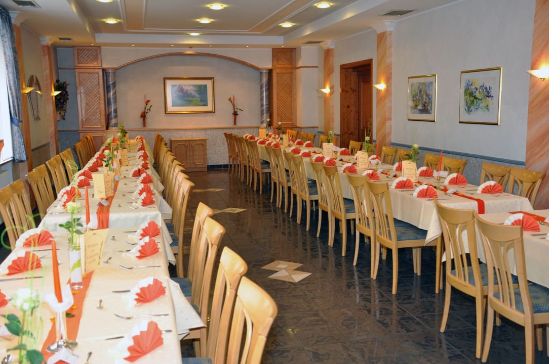 Gastro Landhotel Zur Jurahöhe / Juraschlössl