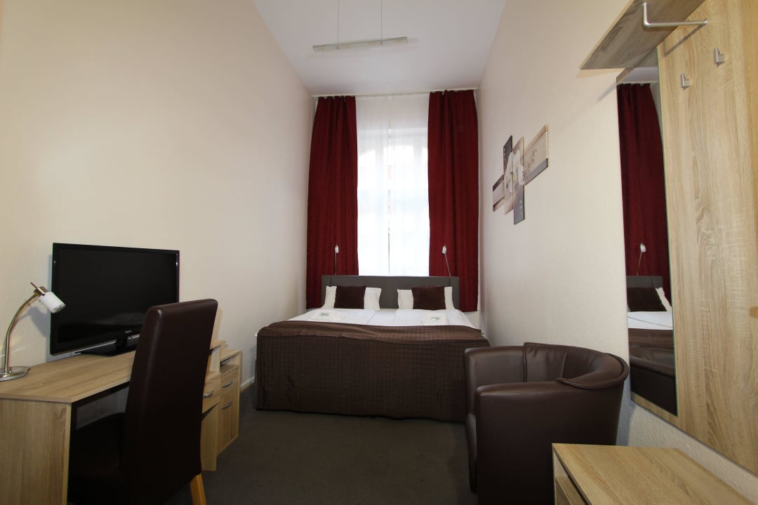 Doppelzimmer mit privatem Badezimmer Hotel Pension Elegia