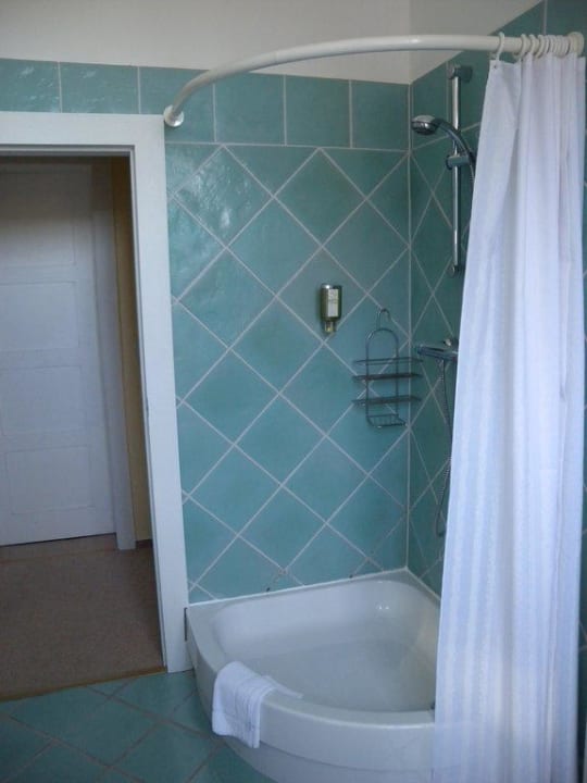 Bad Zimmer 13 Hotel Burg Wanzleben