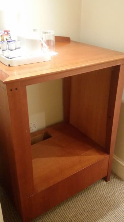 Fehlender Kühlschrank Holiday Inn Reading South M4, Jct.11