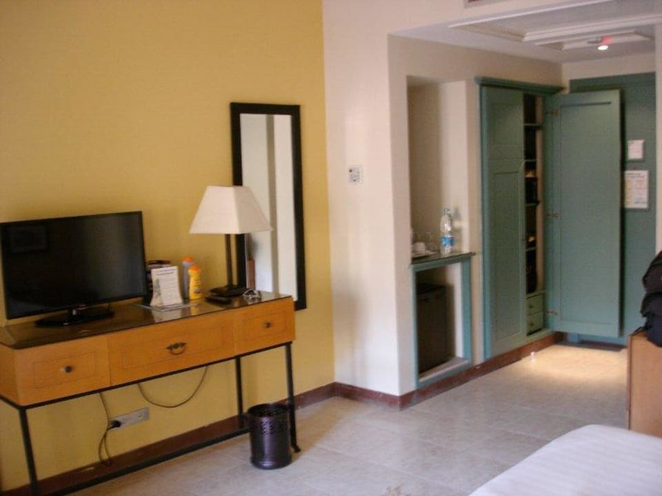 Bick zum Eingang Hotel Three Corners Ocean View prestige - Adults only