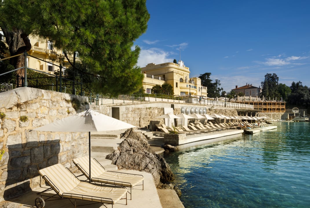 Außenansicht Hotel Kvarner - Liburnia