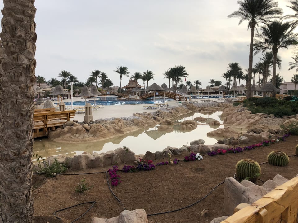 Gartenanlage Parrotel Lagoon Waterpark Resort