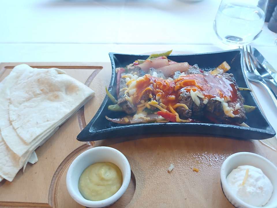Gastro Wyndham Garden Lara