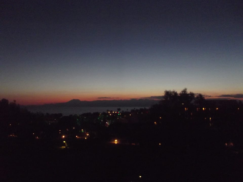 Sonnenuntergang vom Zimmer aus gesehen IC Hotels Santai Family Resort