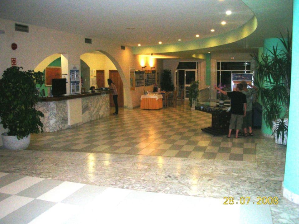 Reception Iberostar Waves Pinos Park