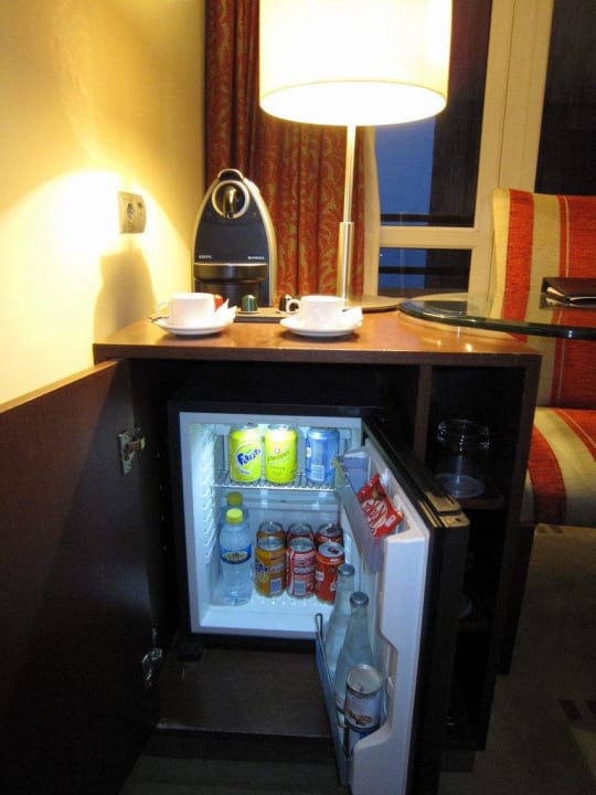 Free minibar in level rooms Hotel Meliá Alicante
