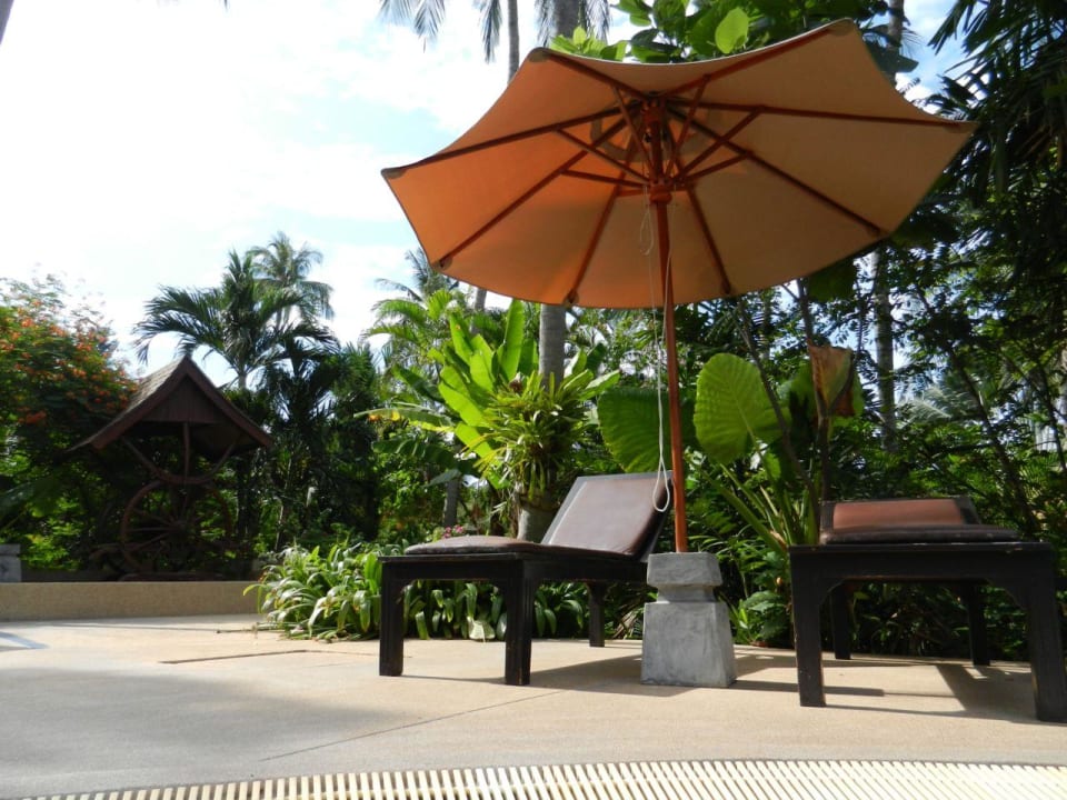 Blick vom Pool aus  The Fair House Beach Resort