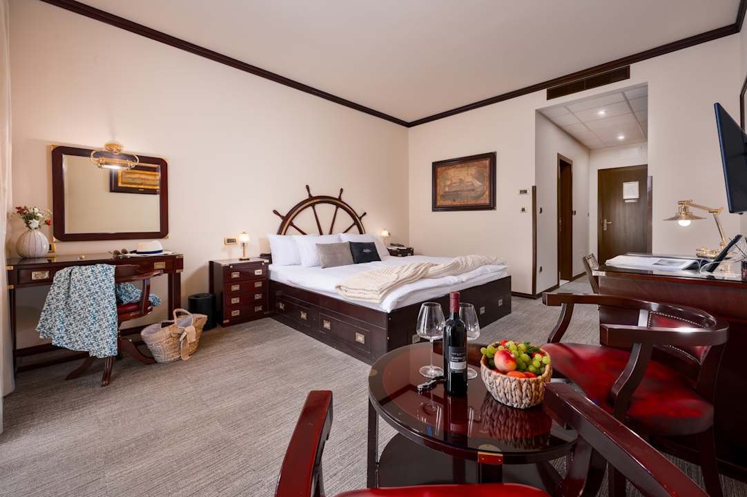 Zimmer Hotel Nautica