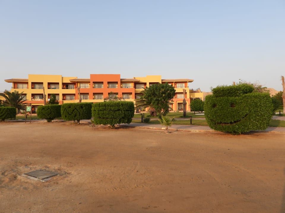 Außenansicht Malikia Resort Abu Dabbab