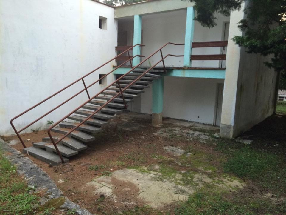 Nachbargebäude Suha Punta Appartments