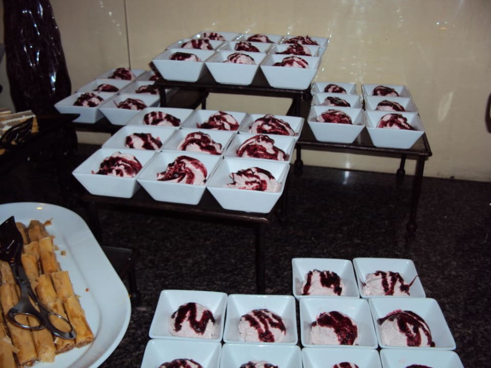 Dessert Radisson Blu Resort, El Quseir