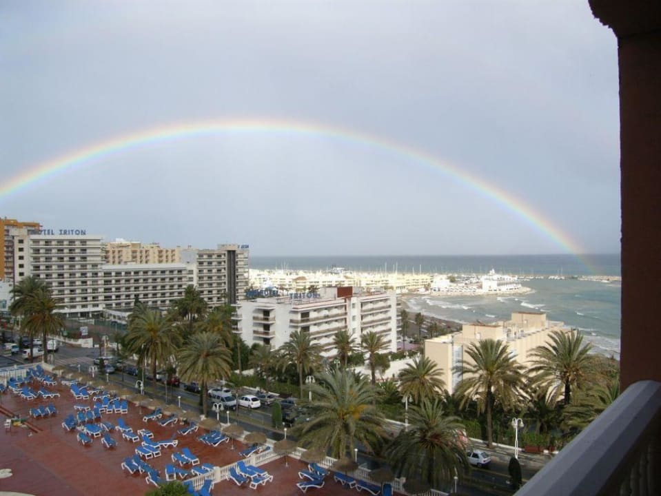 Blick zum Hafen Hotel Best Siroco