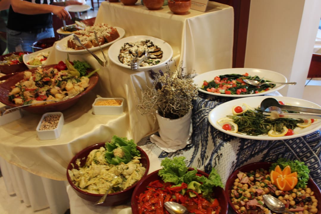 Lecker Salate Vantaris Luxury Beach Resort