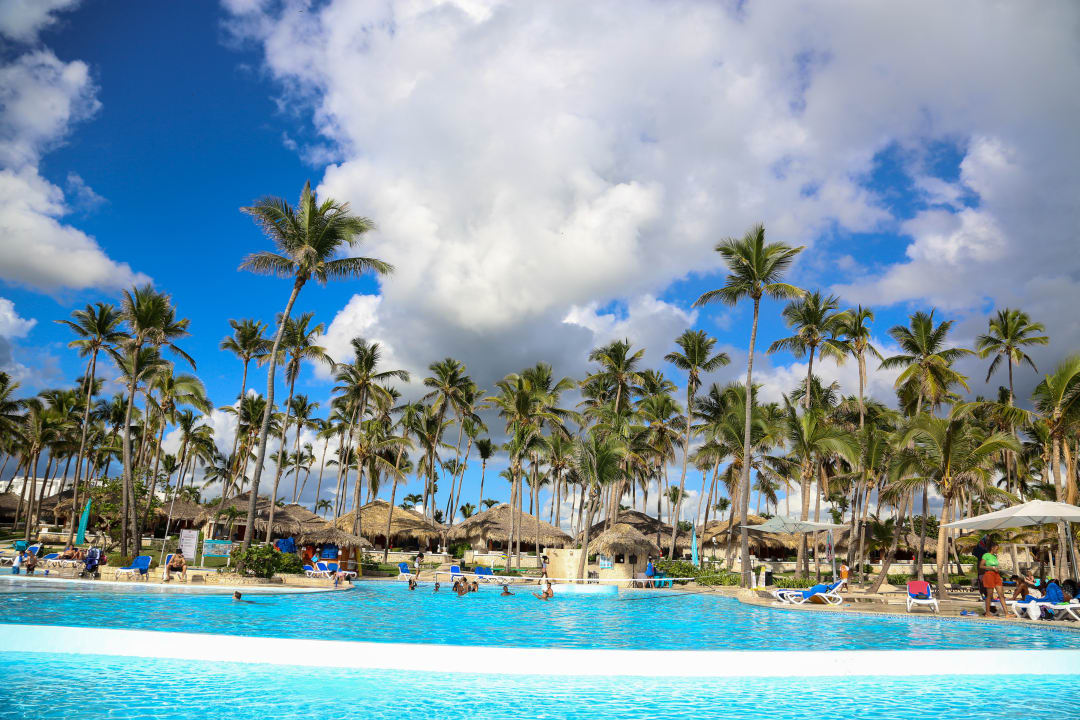 Pool Hotel Viva Dominicus Beach by Wyndham - All Inclusive Resort