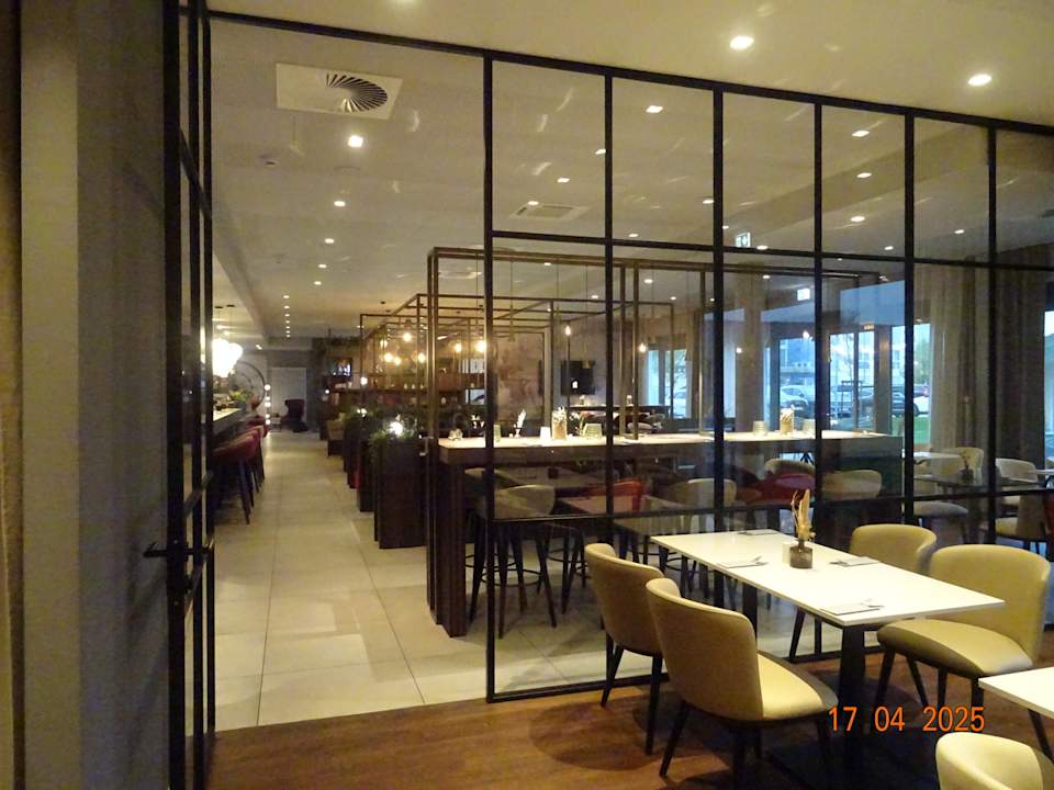 Gastro FourSide Hotel Ringsheim, Trademark Collection by Wyndham