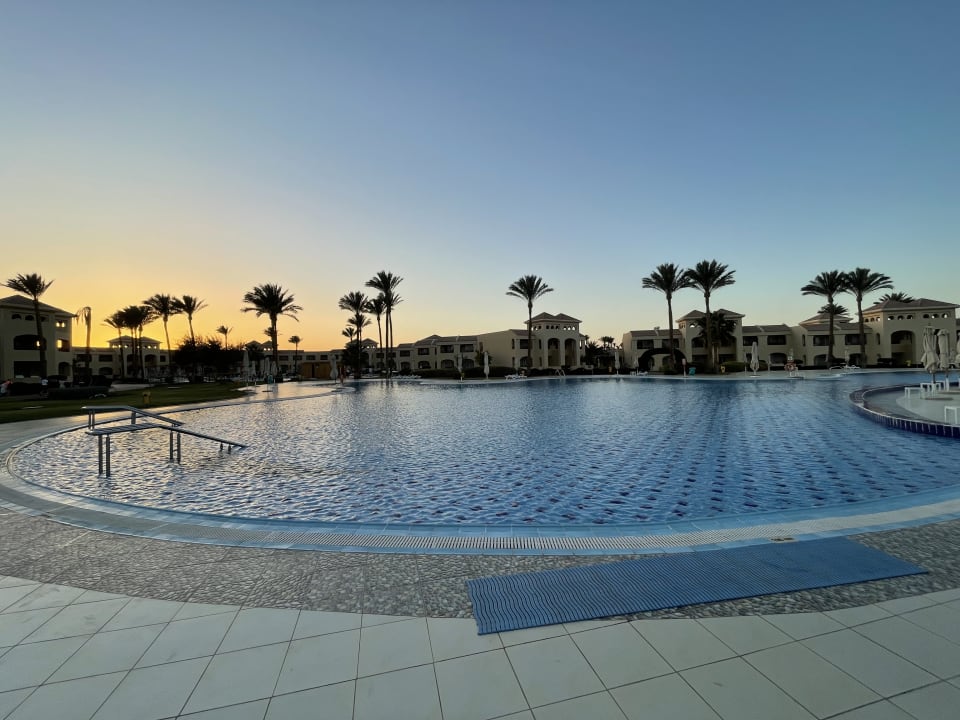 Pool Cleopatra Luxury Resort Makadi Bay