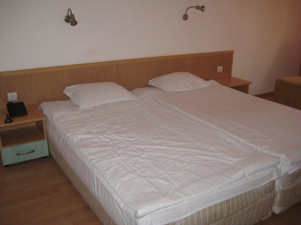 Кровать MPM Hotel Astoria