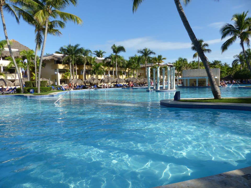 Wunderschöner, sauberer Pool Iberostar Waves Costa Dorada