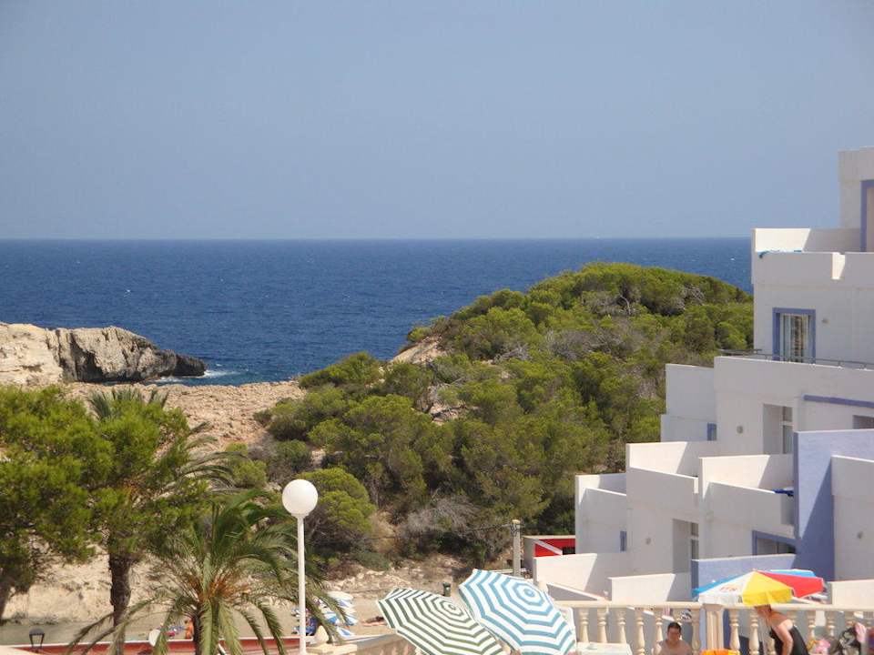 Blick vom Hotel zur Bucht Barceló Portinatx - Adults only