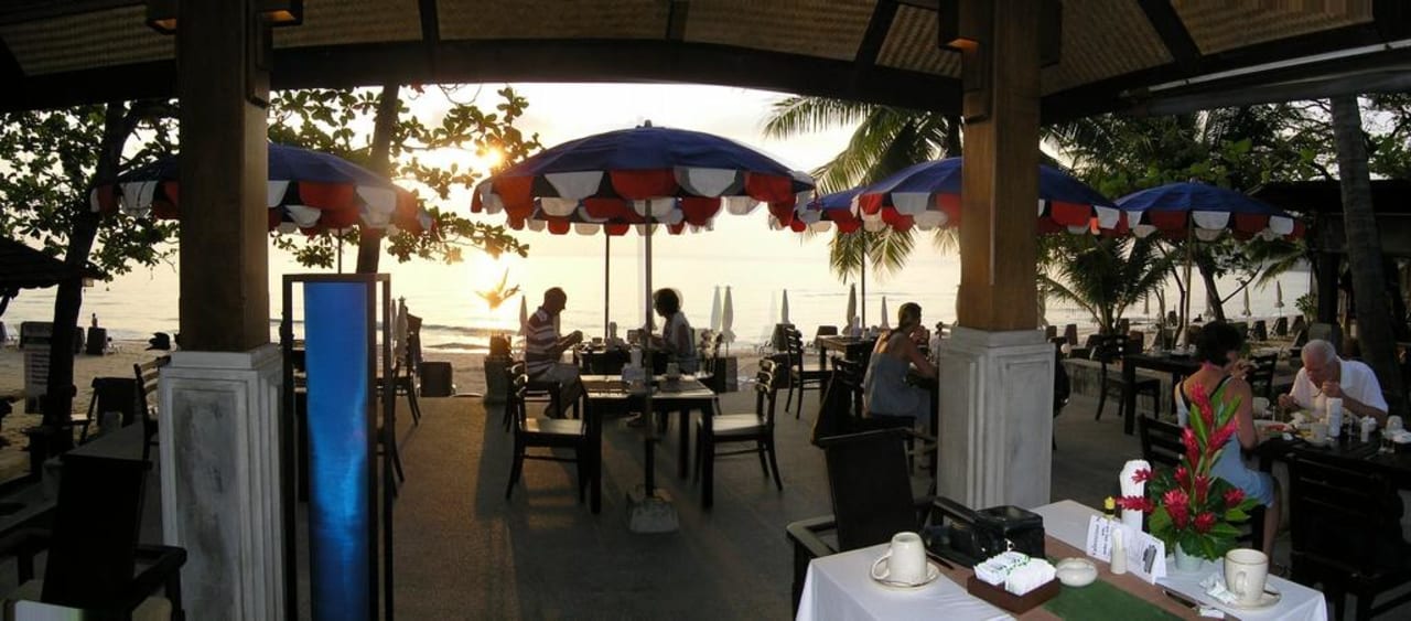 Frühstück The Fair House Beach Resort