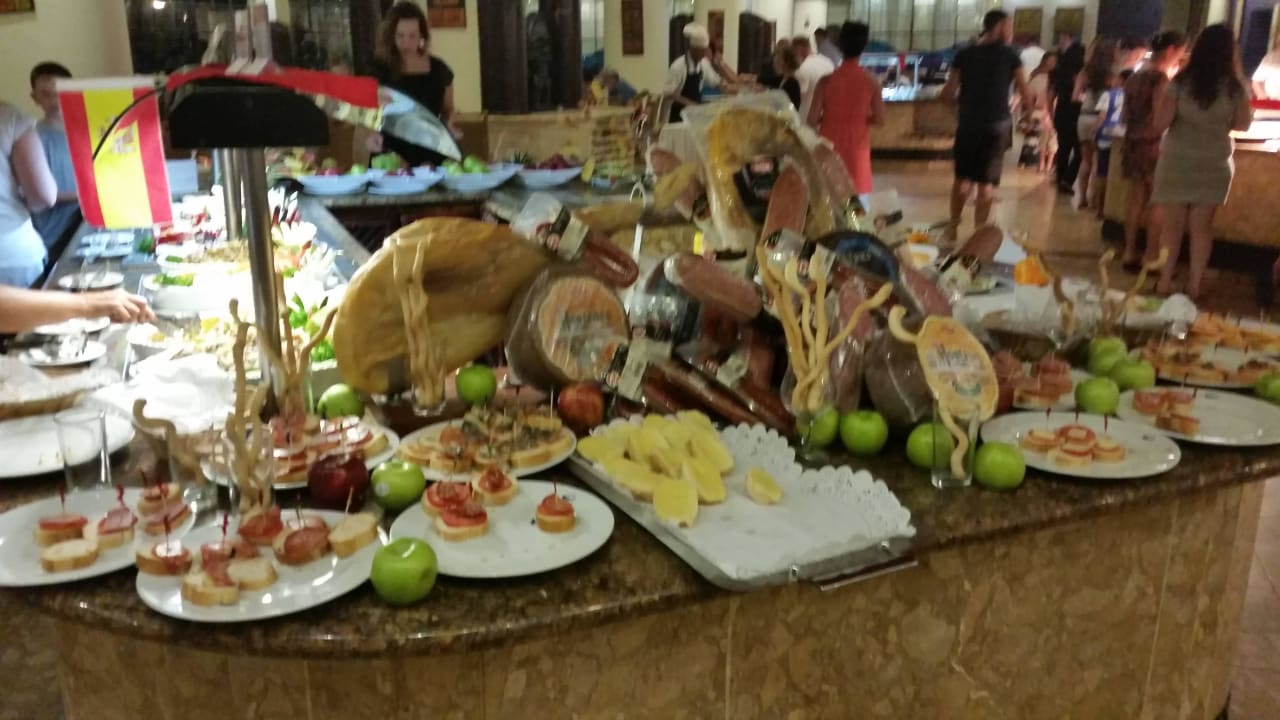 Büffet Grand Sirenis Punta Cana Resort & Aquagames