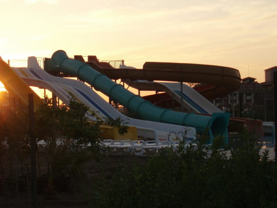 Pool am Haupteingang! Calimera Hane Garden